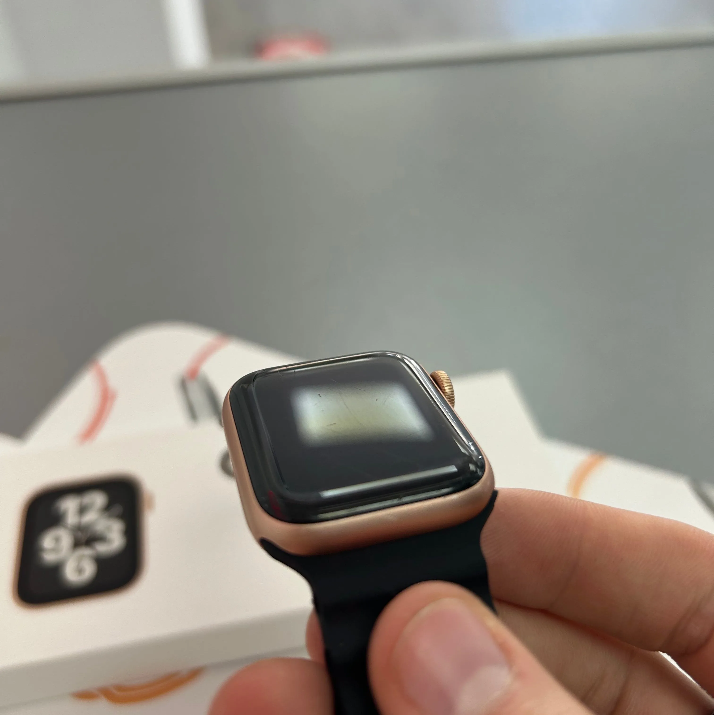 Apple Watch SE 2020 40mm Rose Gold WiFi Only