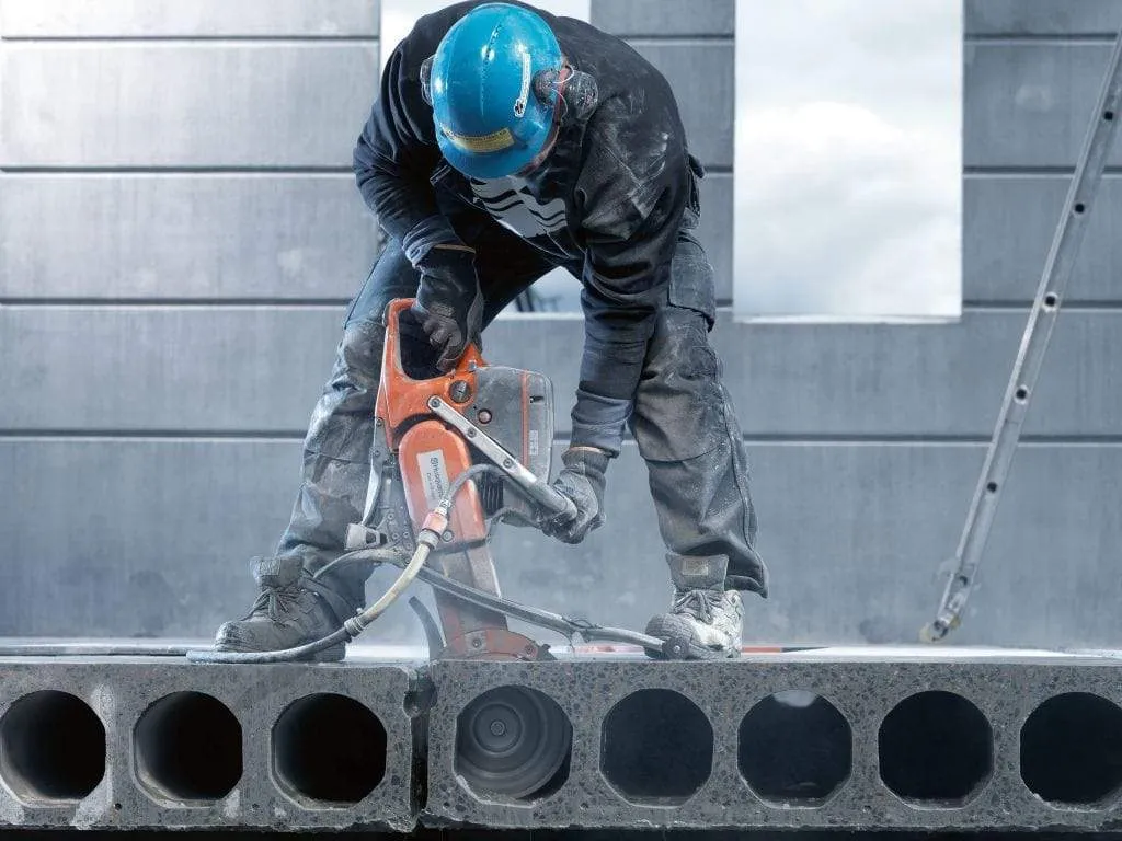 K760 Cut N Break Gas Husqvarna Deep Cutting Power Cutter