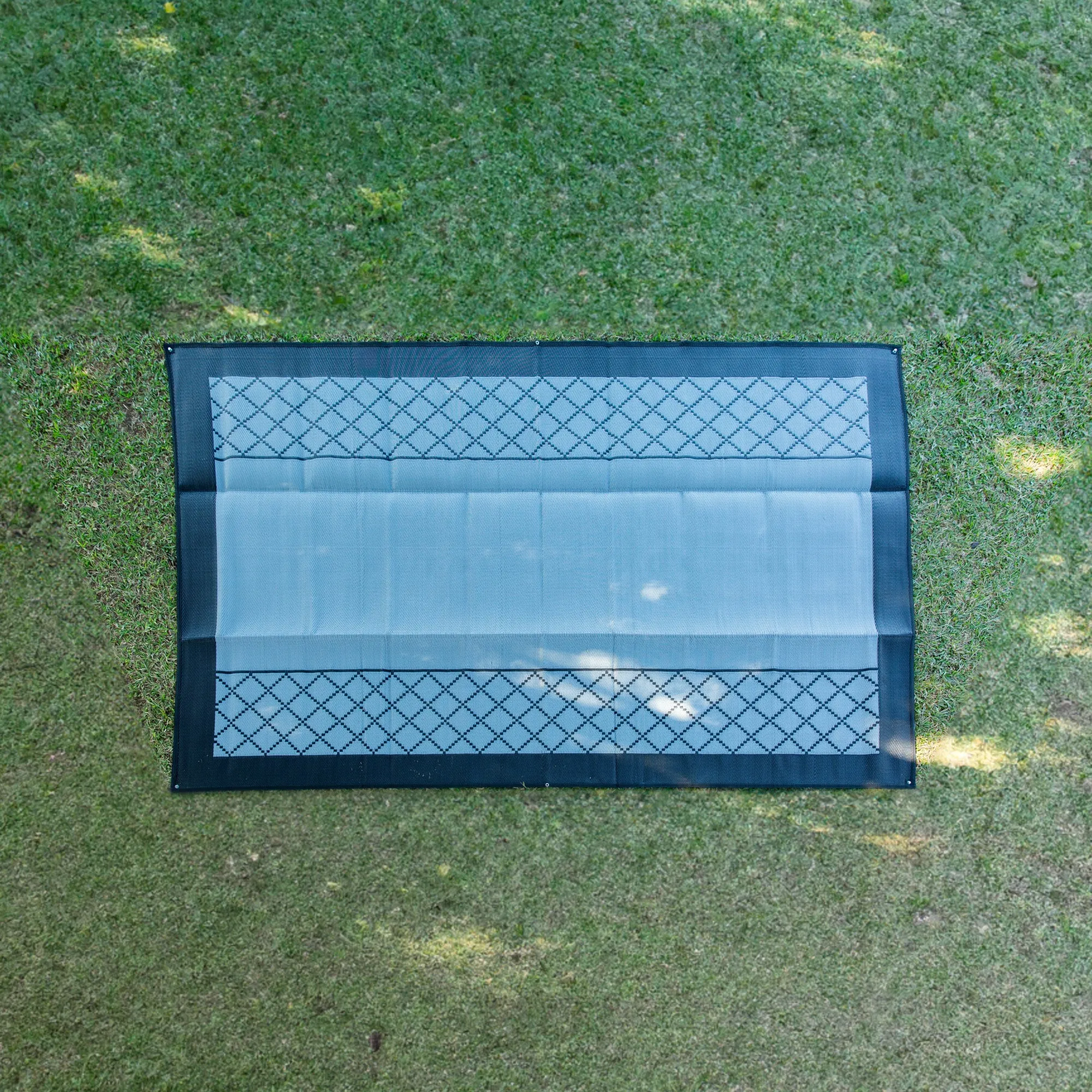 Outdoor Mat - Crisscross Plain Centre Grey/Black